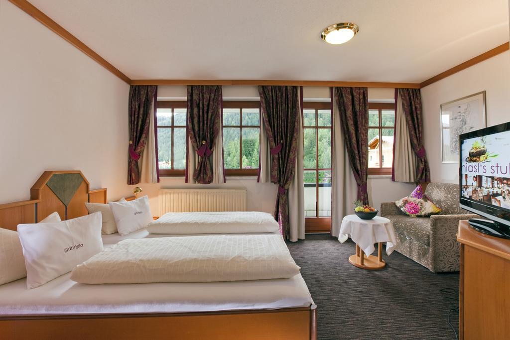 Hotel Gabriela Serfaus Pokoj fotografie